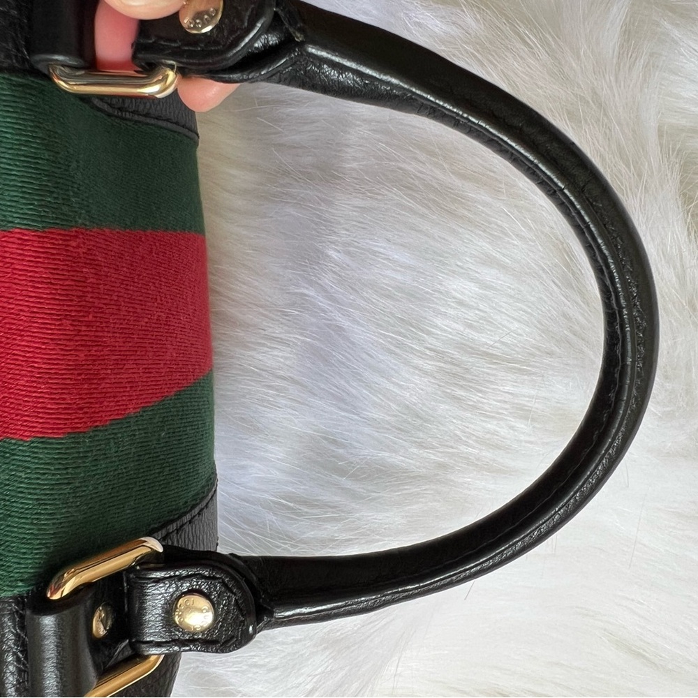 Gucci Boston, Preloved, strong perfume smell - Picture 10 of 17